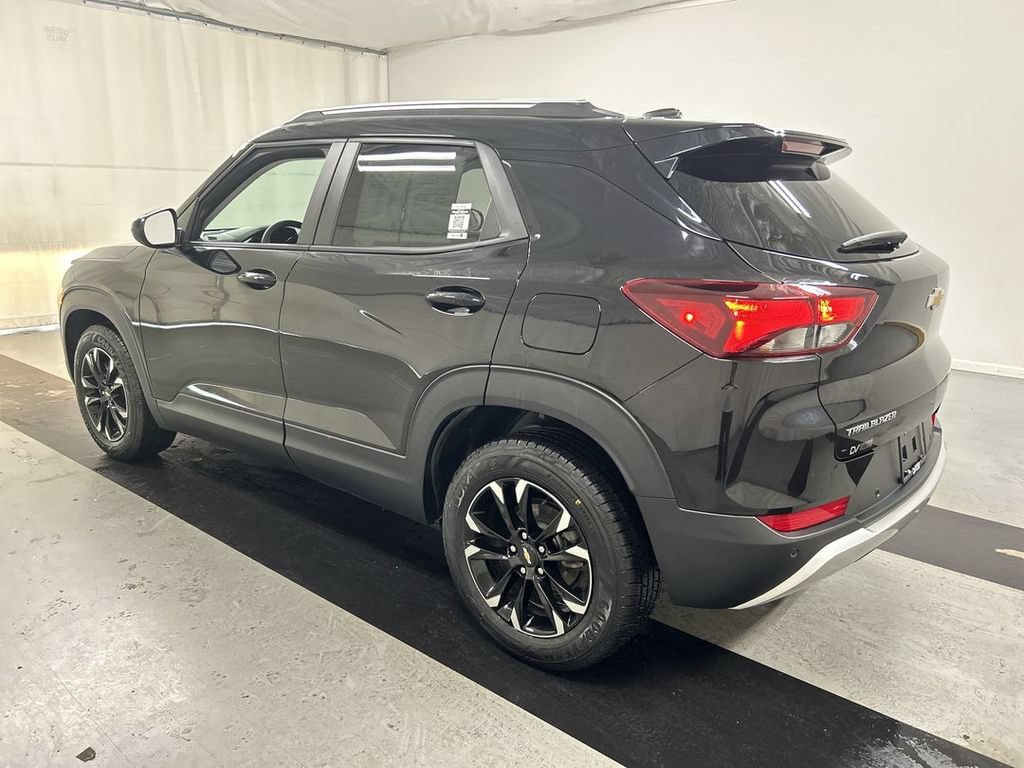 Certified 2023 Chevrolet TrailBlazer LT w/ Convenience Package FWD image 7