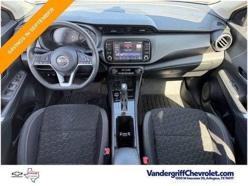 Used 2021 Nissan Kicks SV FWD image 9