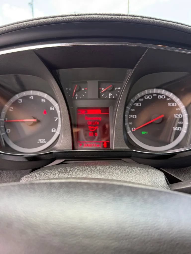 Used 2017 GMC Terrain SLT FWD image 15