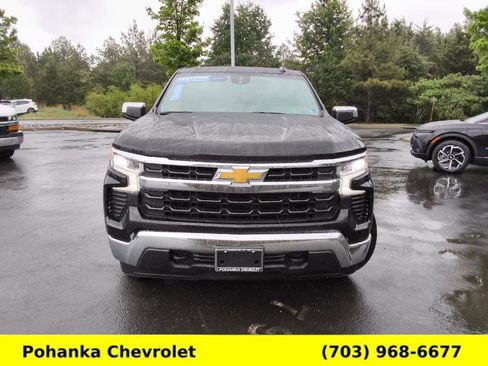 Certified 2022 Chevrolet Silverado 1500 LT w/ Z71 Off-Road Package AWD/4WD image 2