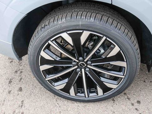 New 2026 Volvo XC60 B5 Ultra w/ Protection Package Premier image 13