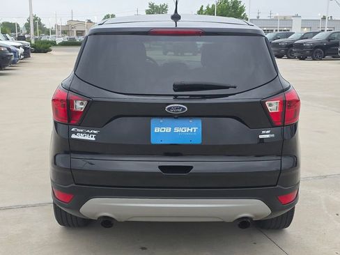 Used 2019 Ford Escape SE AWD/4WD image 4