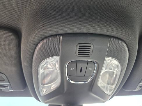 Used 2024 Jeep Compass Trailhawk AWD/4WD image 16