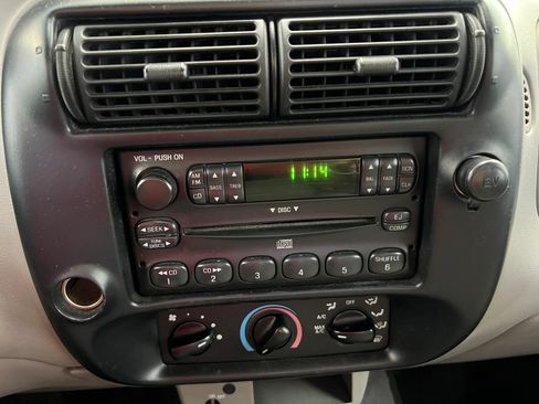 Used 2000 Ford Ranger 2WD Regular Cab image 16