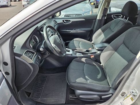 Used 2015 Nissan Sentra SR FWD image 14
