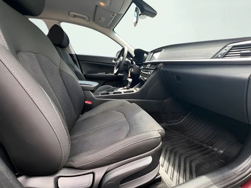 Used 2020 Kia Optima LX FWD image 26