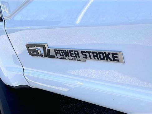 Certified 2023 Ford F250 XL AWD/4WD image 8