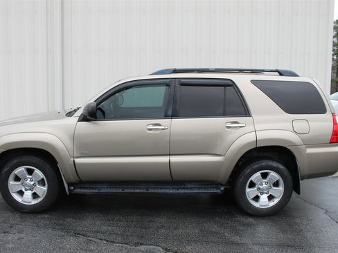 Used 2008 Toyota 4Runner SR5 w/ SR5 Extra Value Pkg 1 image 5