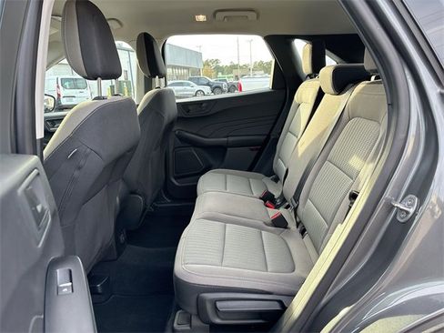 Used 2022 Ford Escape S image 18