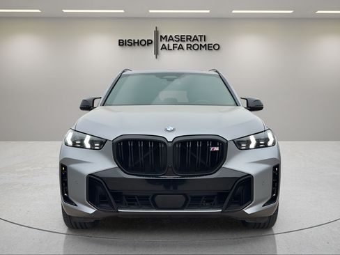 Used 2024 BMW X5 M60i AWD/4WD image 2