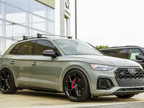 Used 2021 Audi SQ5 Premium Plus w/ Premium Plus Package AWD/4WD image 4