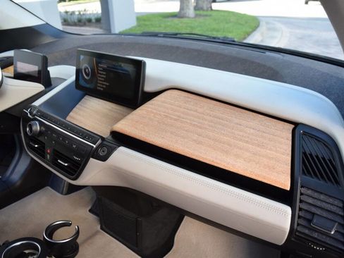 Used 2014 BMW i3 w/ Range Extender image 52