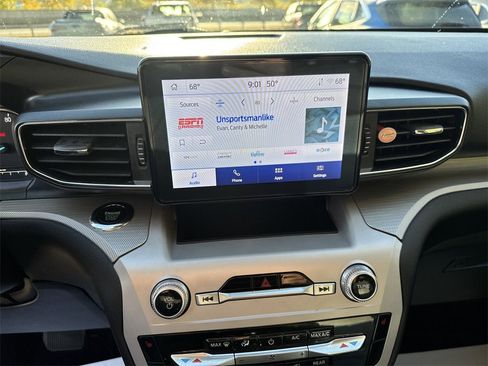 Used 2023 Ford Explorer XLT w/ Equipment Group 202A image 22