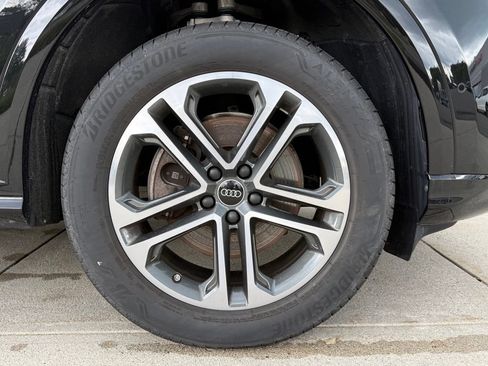 Used 2025 Audi Q5 Premium w/ Convenience Package AWD/4WD image 8