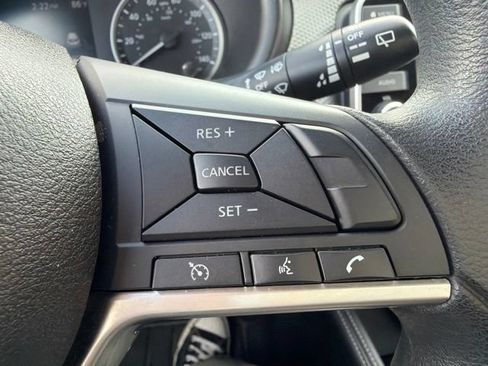 Used 2018 Nissan Kicks SV w/ Exterior Package FWD image 28