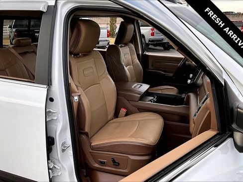 Used 2019 RAM 3500 Limited w/ Max Tow Package image 29