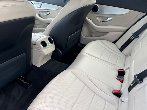 Used 2016 Mercedes-Benz C 300 4MATIC Sedan image 13