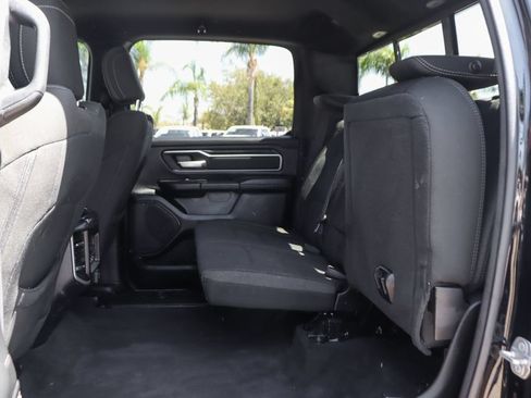 Used 2020 RAM 1500 Big Horn AWD/4WD image 34