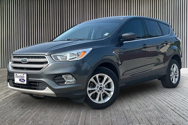 Used 2017 Ford Escape SE AWD/4WD image 1