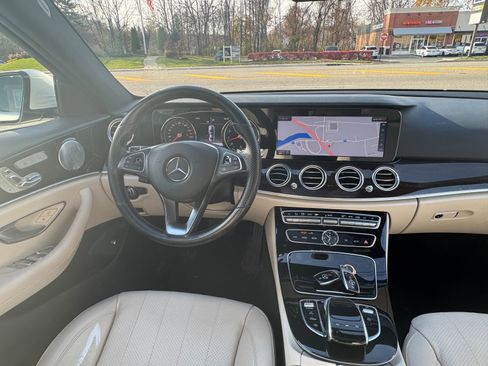 Used 2017 Mercedes-Benz E 300 4MATIC image 16
