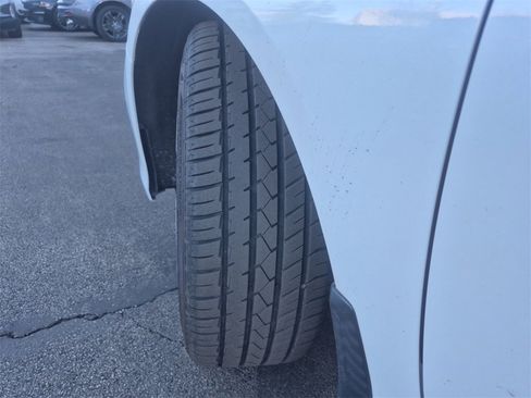 Certified 2019 Honda Accord Touring image 18