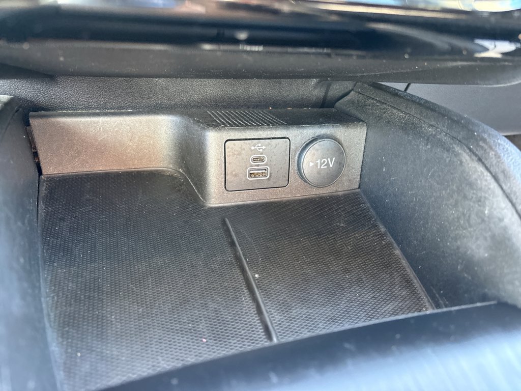 Used 2025 Ford Escape SE FWD image 36