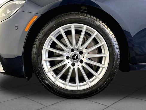 Used 2023 Mercedes-Benz E 350 4MATIC Sedan image 11