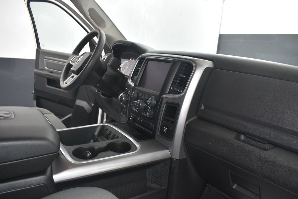 Used 2023 RAM 1500 Classic SLT w/ Trailer & Traction Group AWD/4WD image 31
