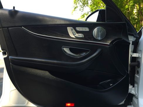 Used 2019 Mercedes-Benz E 450 4MATIC Sedan image 25