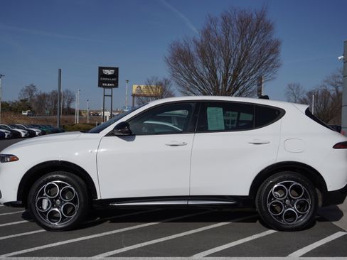 Used 2024 Alfa Romeo Tonale Ti image 10