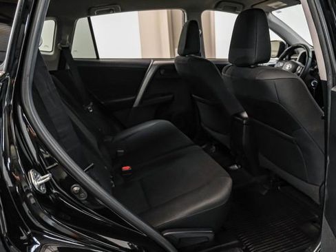 Used 2018 Toyota RAV4 LE w/ All Weather Liner Package AWD/4WD image 35