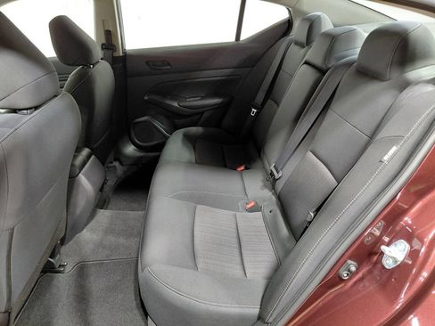Used 2024 Nissan Altima 2.5 SV AWD/4WD image 37
