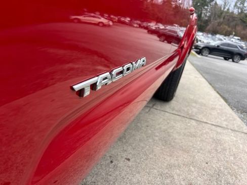 Used 2021 Toyota Tacoma SR5 image 33
