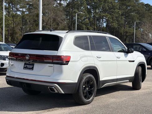 New 2026 Volkswagen Atlas Peak Edition AWD/4WD image 33