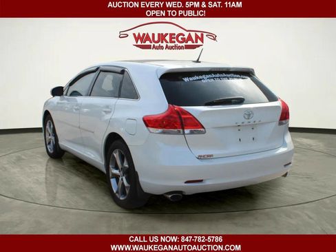 Used 2010 Toyota Venza image 5