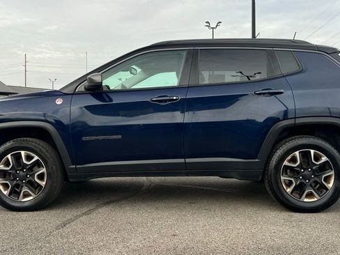 Used 2018 Jeep Compass Trailhawk AWD/4WD image 3