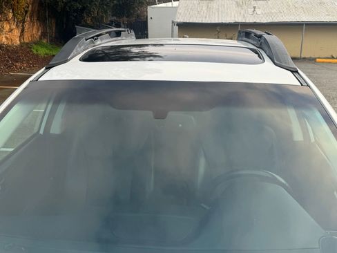 Used 2015 Subaru Outback 2.5i Limited image 12