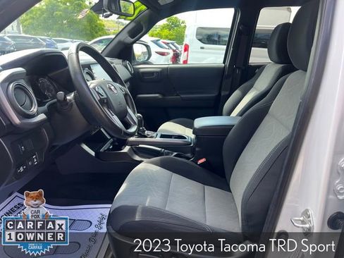 Used 2023 Toyota Tacoma TRD Sport AWD/4WD image 11