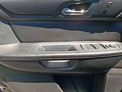 Certified 2016 Chevrolet Traverse LT FWD image 13