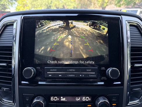 Used 2021 Nissan Titan SV w/ SV Convenience Package AWD/4WD image 10