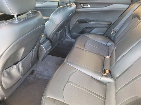 Used 2022 Kia K5 GT-Line image 11