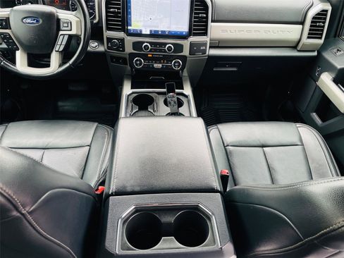 Used 2022 Ford F350 Lariat w/ Lariat Ultimate Package AWD/4WD image 29