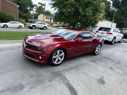 Used 2011 Chevrolet Camaro SS w/ RS Package RWD image 2