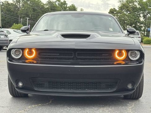 Used 2022 Dodge Challenger GT RWD image 10