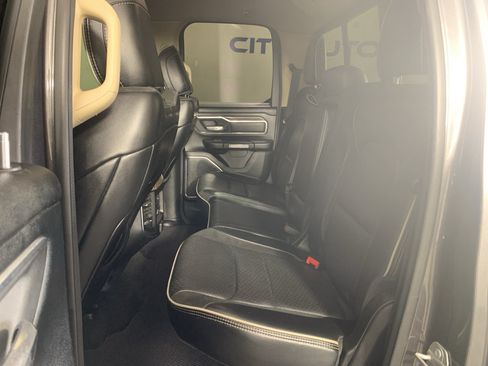 Used 2020 RAM 1500 Laramie RWD image 29