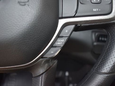 Used 2024 RAM 2500 Tradesman w/ Chrome Appearance Group image 31