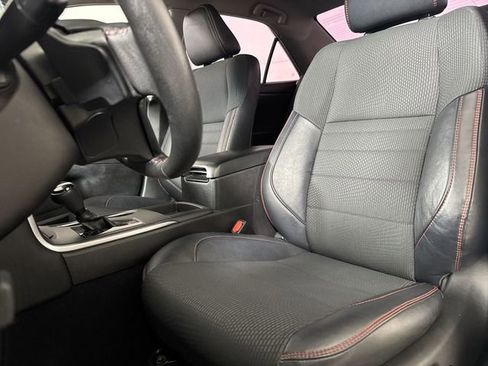 Used 2017 Toyota Camry SE image 18