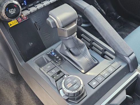 New 2026 Toyota Tacoma 4x4 Double Cab Hybrid image 34