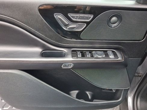 Used 2024 Lincoln Aviator Reserve w/ Equipment Group 201A image 13