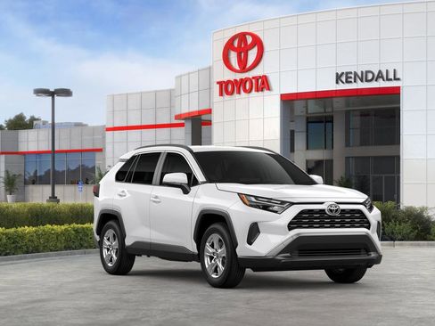 New 2025 Toyota RAV4 XLE image 15
